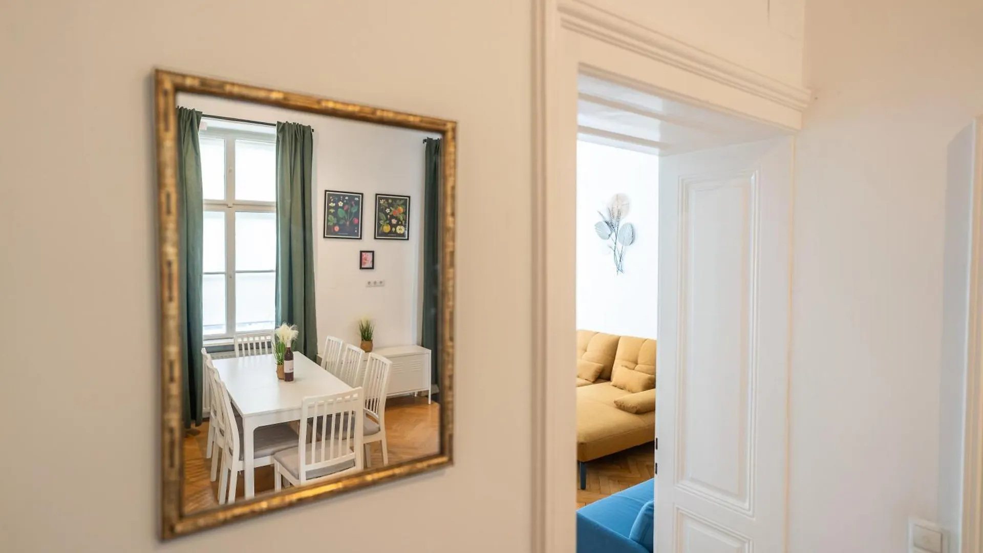 Apartment Premium Suites Vienna - L'Art De Vivre